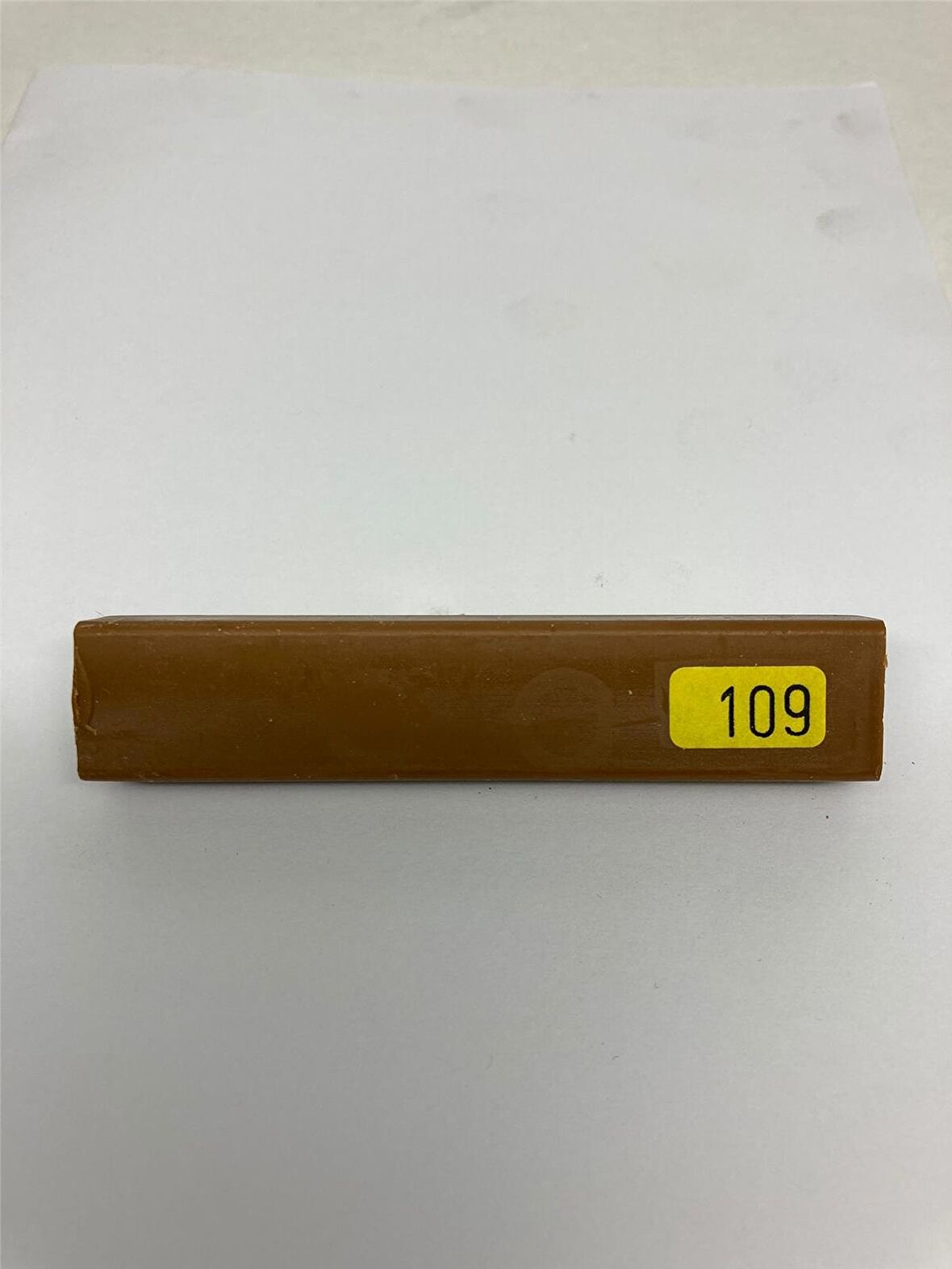 Sert Tamir Mumları Plus 109 Açık Ceviz PTK 21 8cm Sert Mum Plus